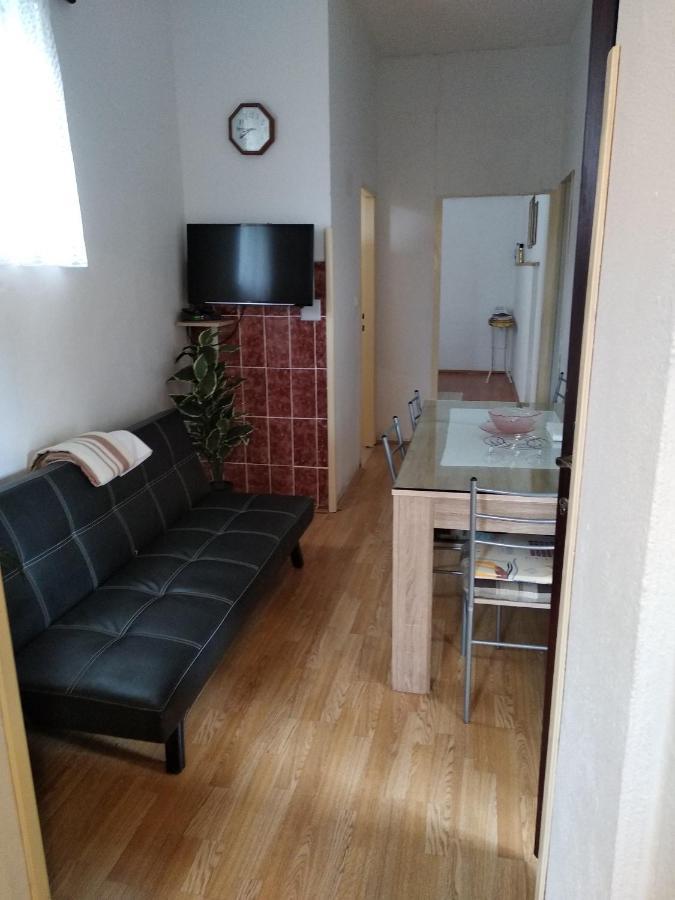Braco Apartments By The Sea With A Sea View Žaborić Eksteriør billede