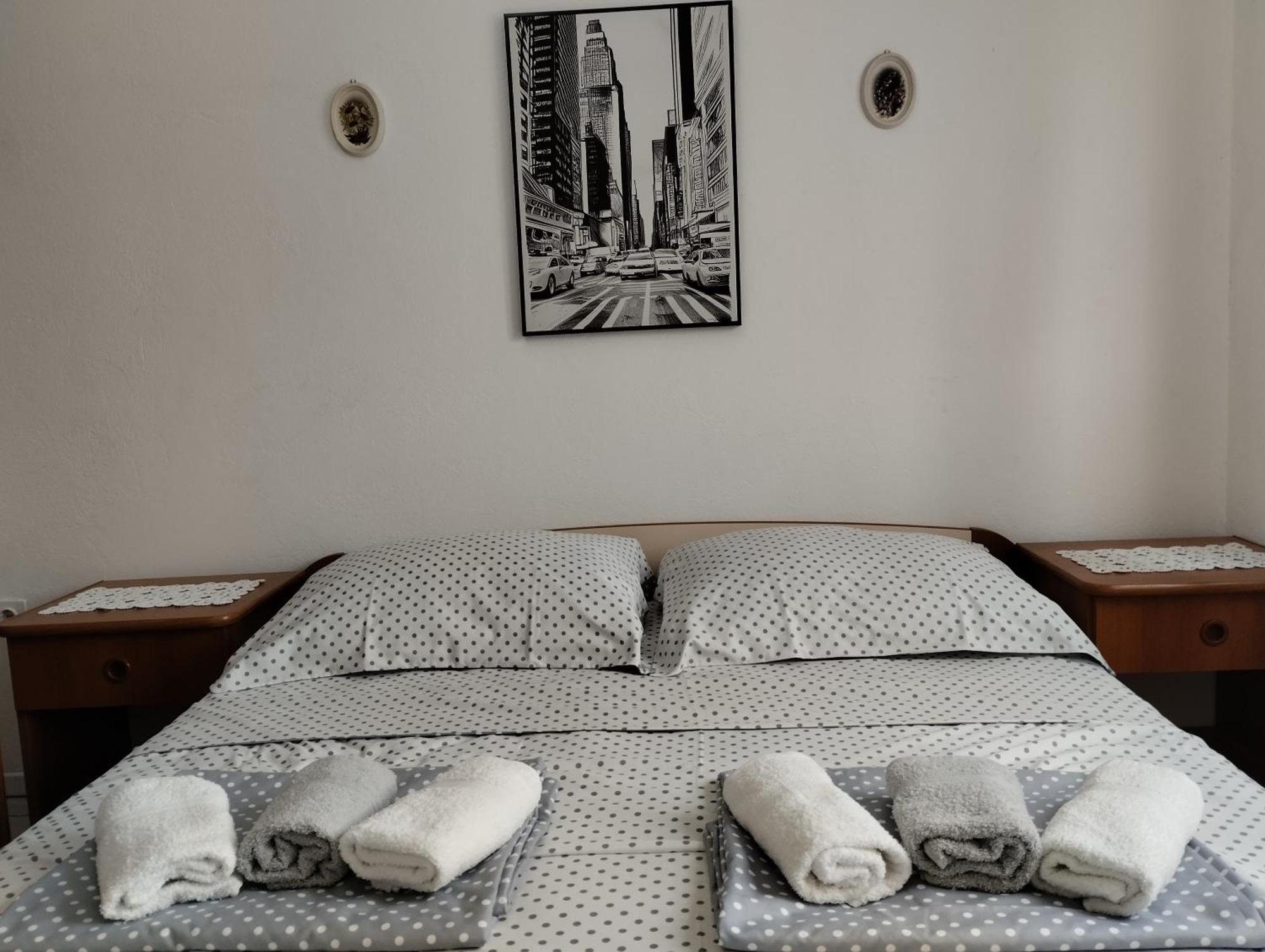 Braco Apartments By The Sea With A Sea View Žaborić Eksteriør billede